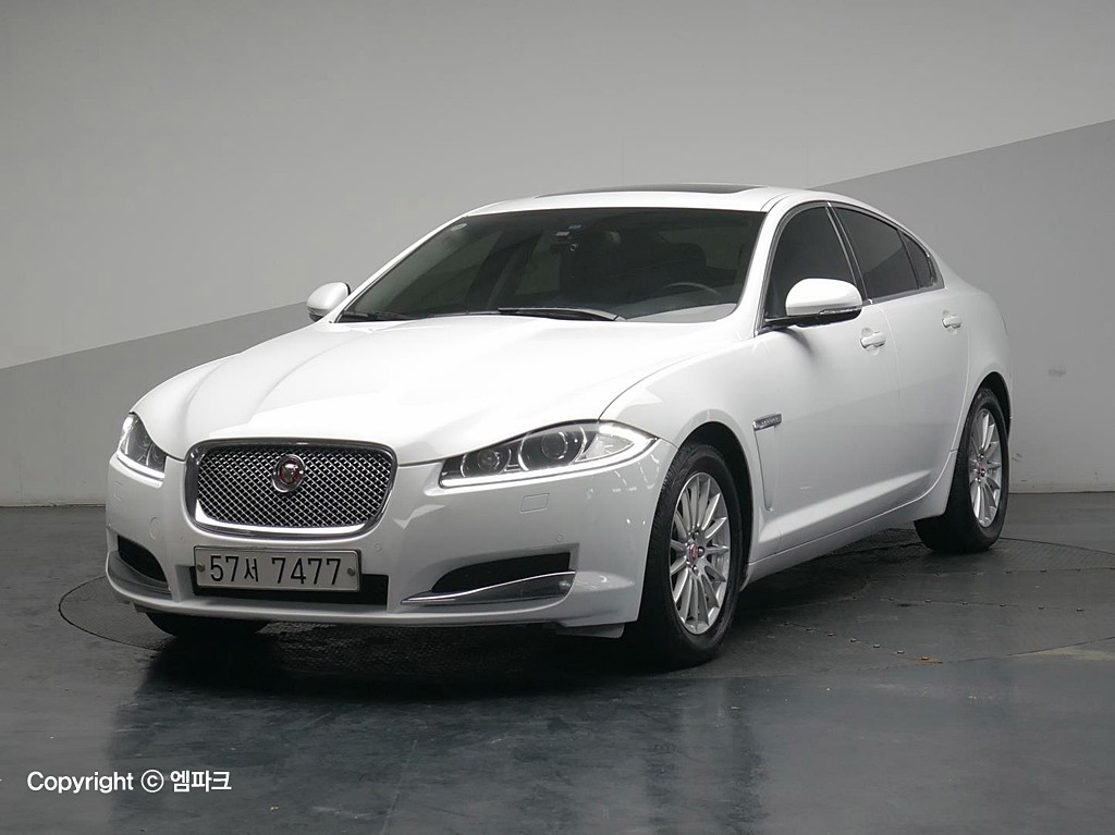 2014 JAGUAR XF (1G) 2.2D luxury
