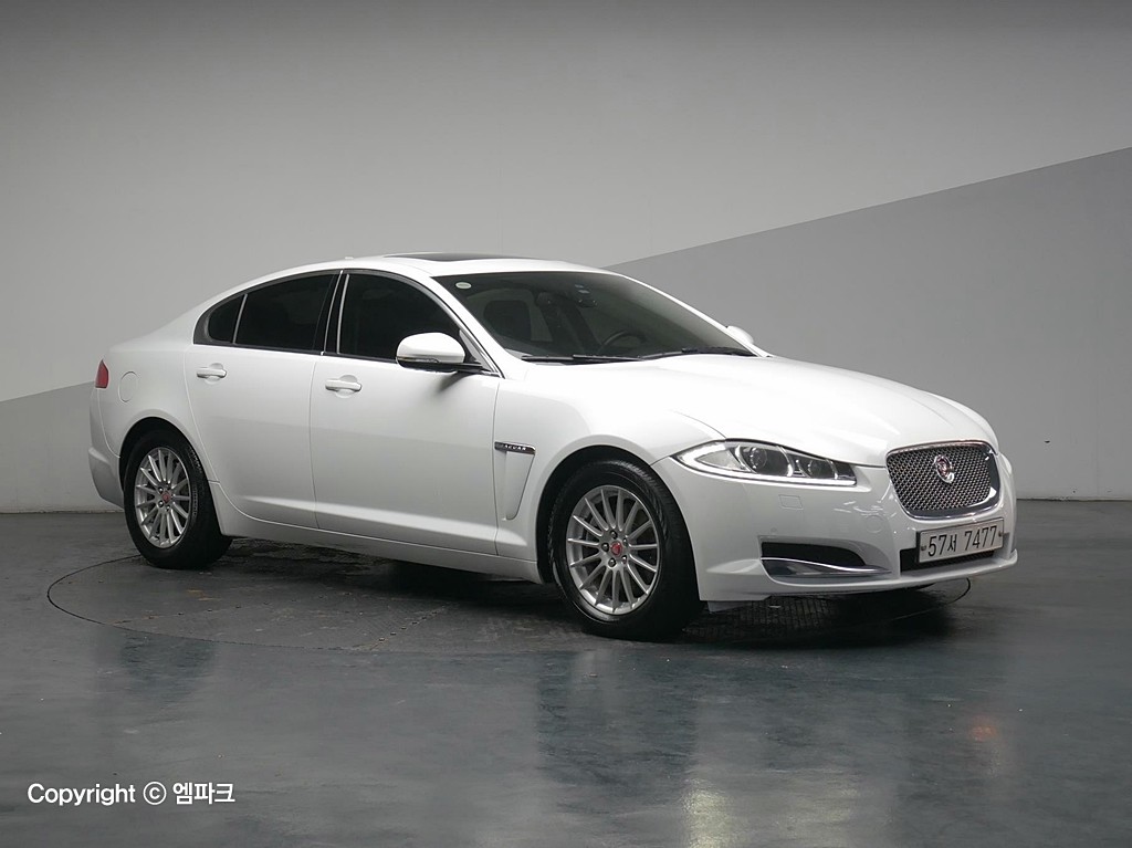 2014 JAGUAR XF (1G) 2.2D luxury