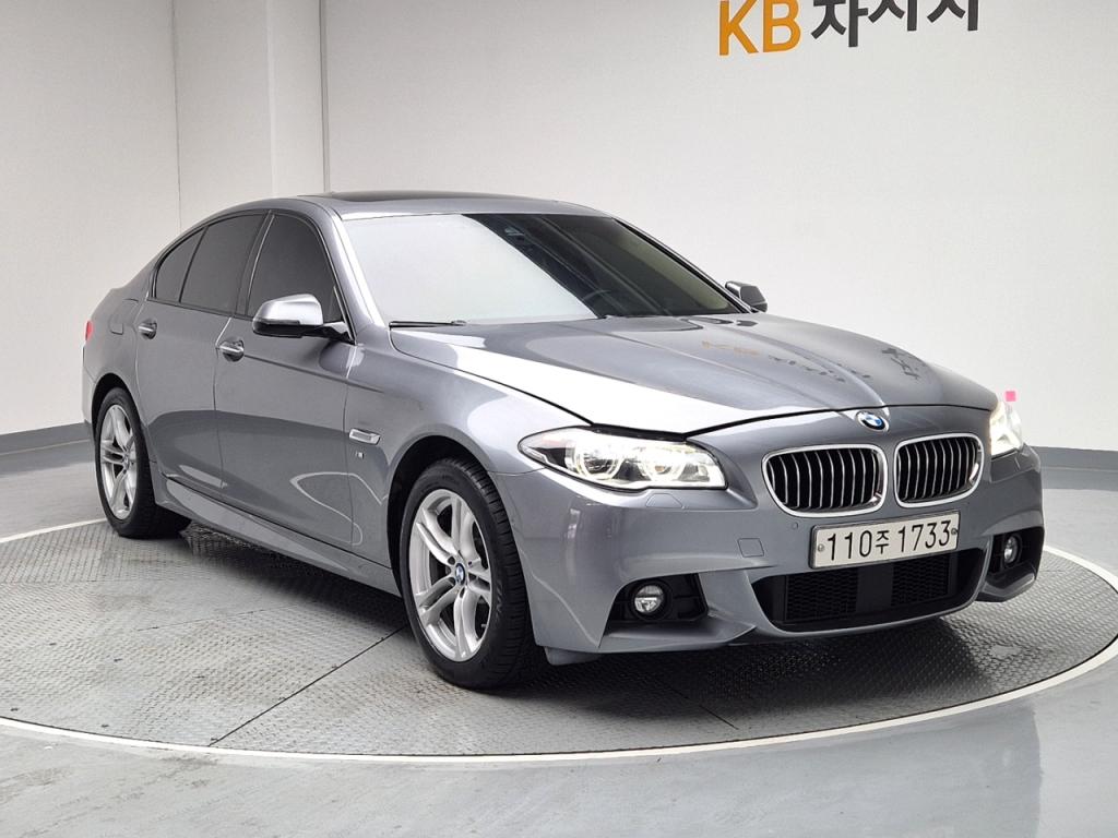 2016 BMW 5 SERIES (6Gen) 528i xDrive M Aero Danimic Pro