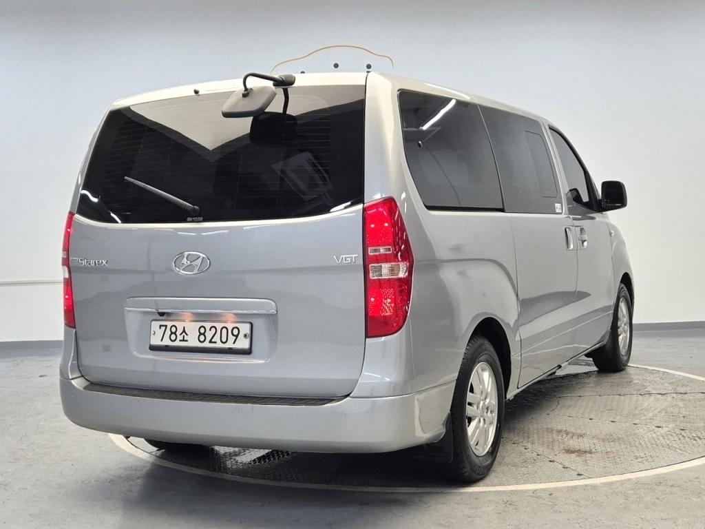 2017 HYUNDAI GRAND STAREX Camping car