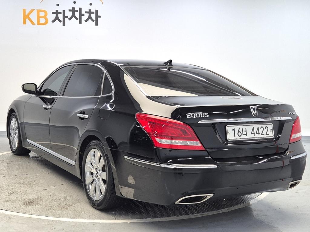 2010 HYUNDAI EQUUS (NEW) Vs380 Prestige
