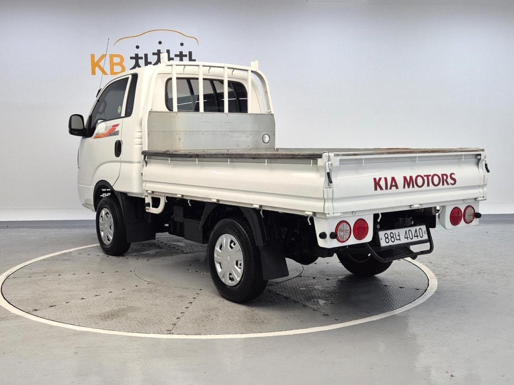 2019 KIA BONGO 3 4WD King Cap Long axis