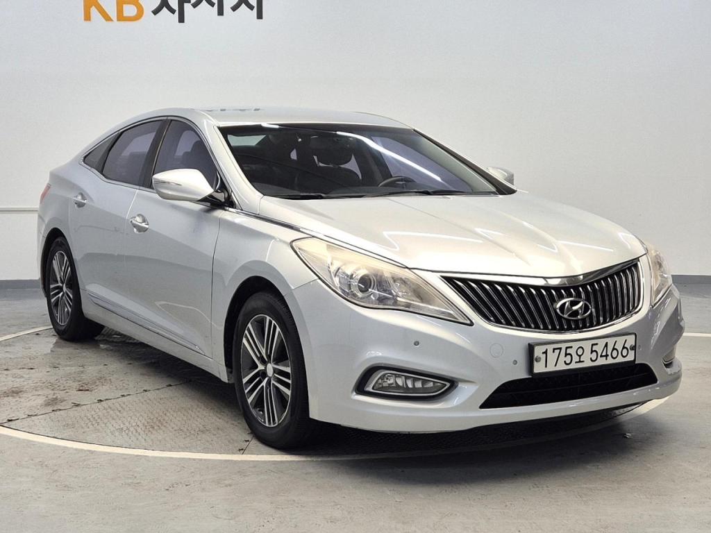 2013 HYUNDAI GRANDEUR HG LPI Taxi model type
