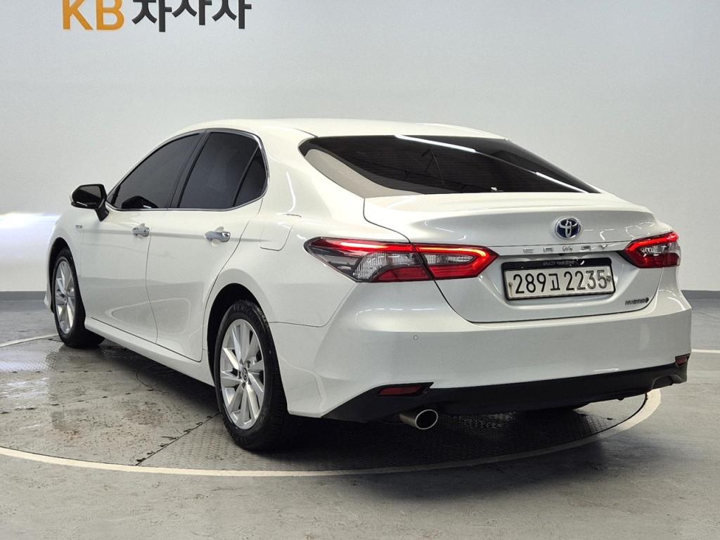 2022 TOYOTA CAMRY 2.5 Hybrid Le
