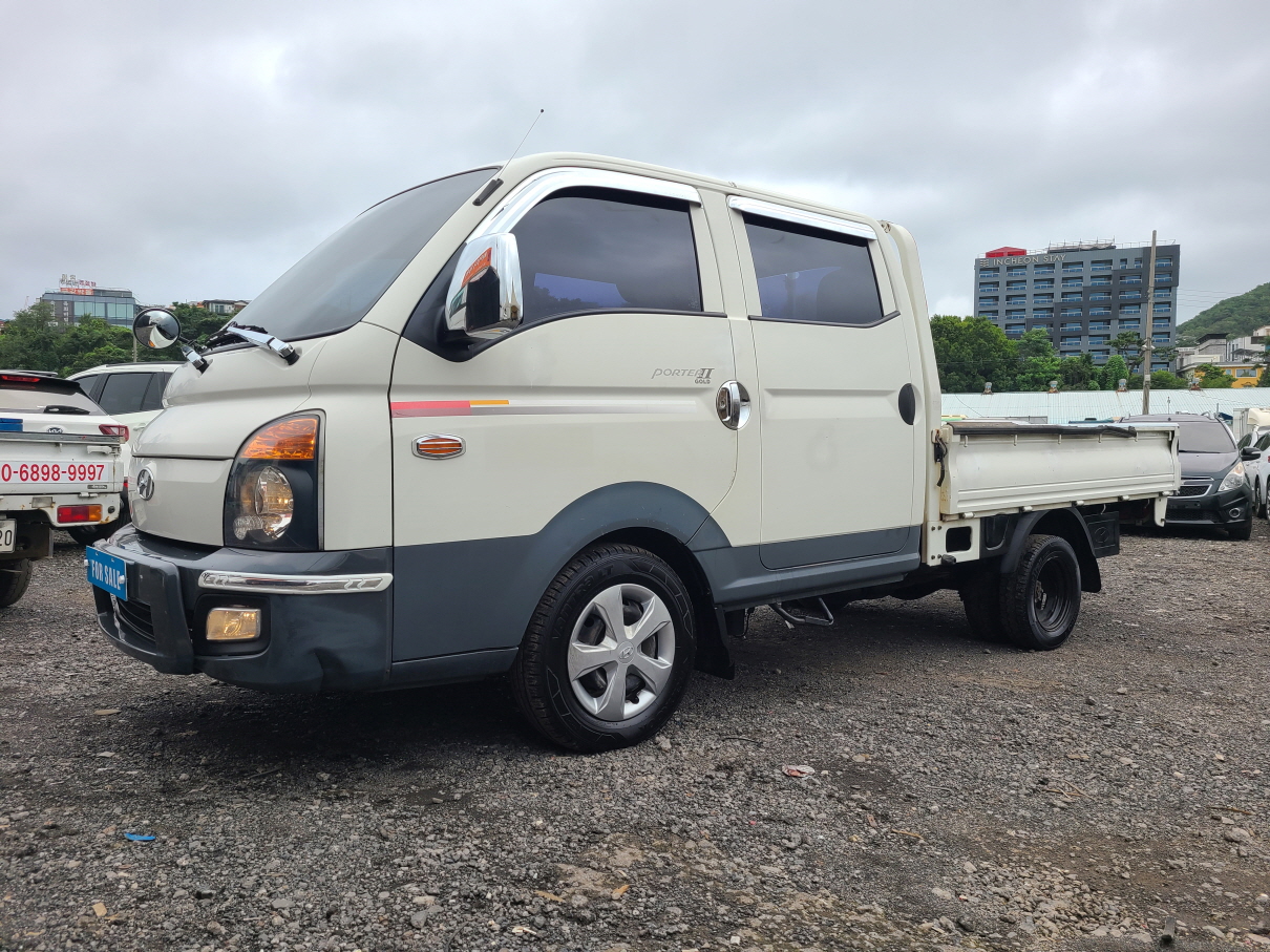 2013 HYUNDAI PORTER 