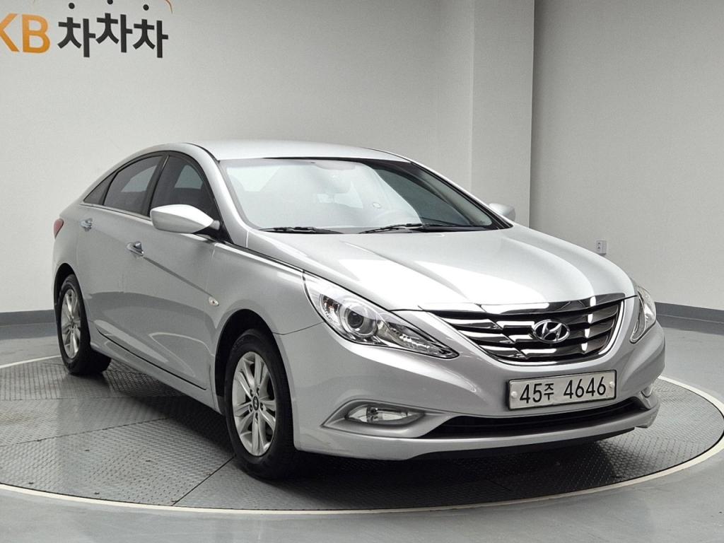 2010 HYUNDAI SONATA (YF) LPI Rental Car Premier