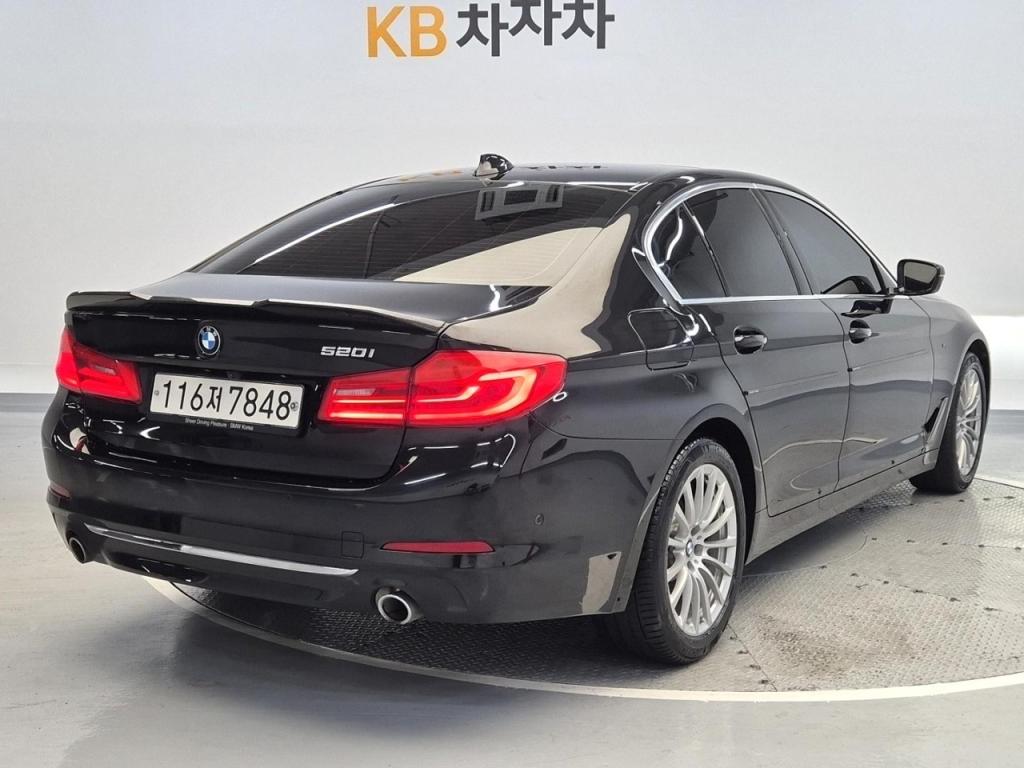 2020 BMW 5 SERIES (7Gen) 520i Power