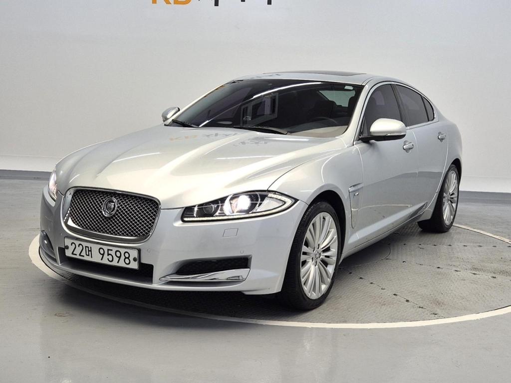 2013 JAGUAR XF (1G) 3.0 V6 SC AWD premium