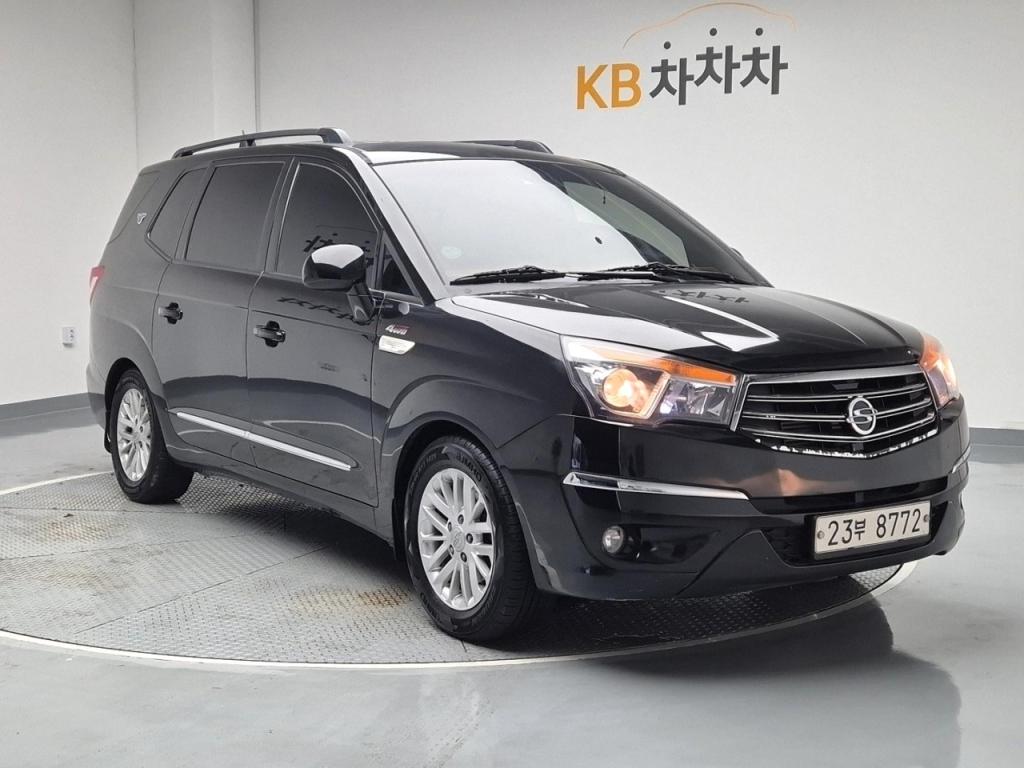 2014 SSANGYONG KORANDO TURISMO 2.0 4WD 9 -seater RT