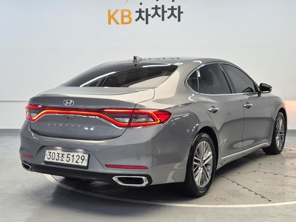 2018 HYUNDAI GRANDEUR IG 3.0 LPI Rent -a -Car Modern