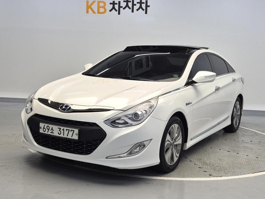 2014 HYUNDAI YF SONATA HYBRID Modern