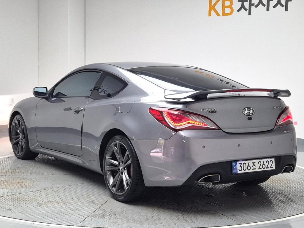 2010 HYUNDAI GENESIS COUPE 200 turbo R
