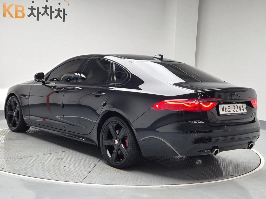 2017 JAGUAR XF (2G) 3.0 S AWD