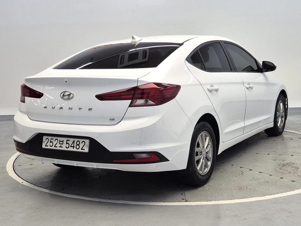 2019 HYUNDAI THE NEW AVANTE AD 1.6 gasoline smart