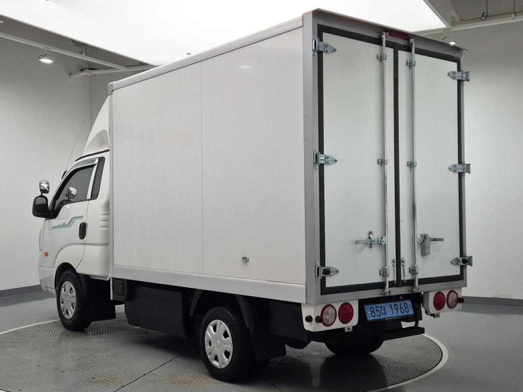 2020 KIA BONGO 3 EV Built -in Plus