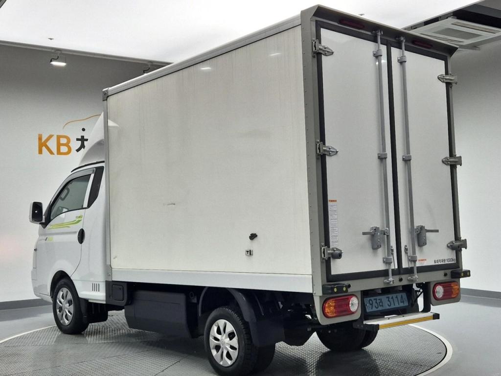 2023 HYUNDAI PORTER II ELECTRIC Built -in high