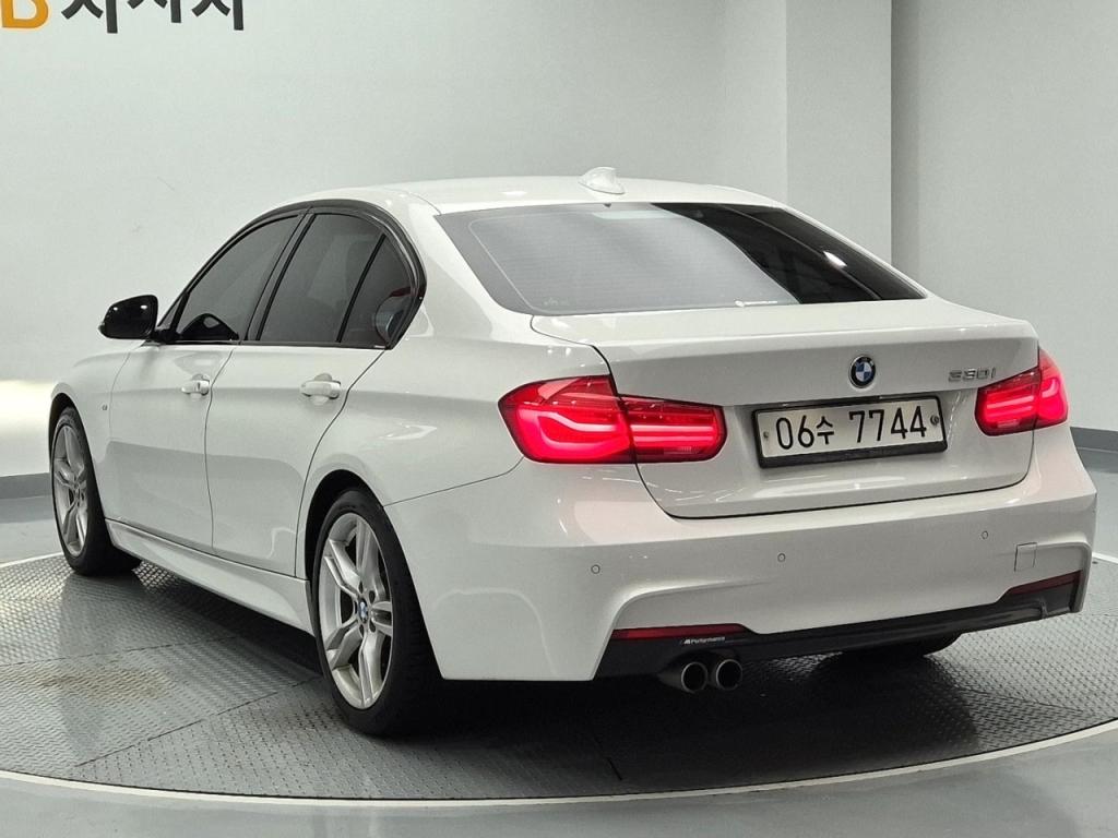 2017 BMW 3 Series (6Gen) 330i M Sports Pack