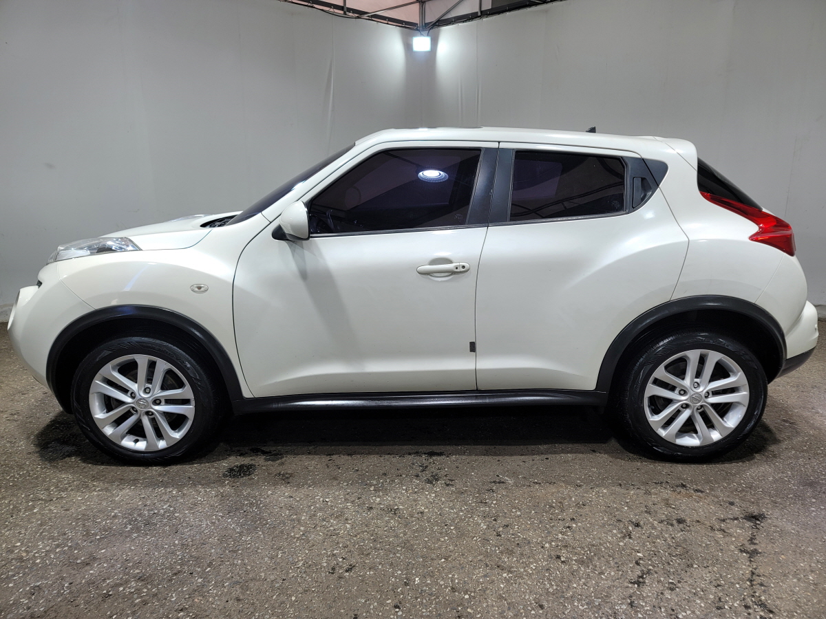 2014 NISSAN JUKE 