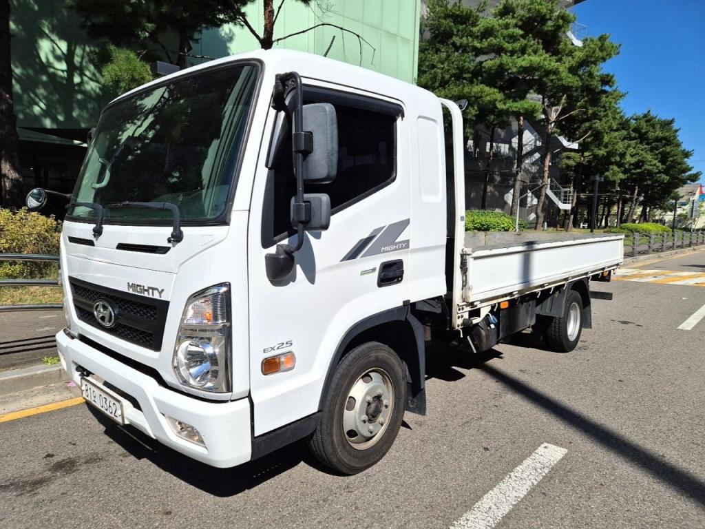 2017 HYUNDAI All New MIGHTY 2.5 ton Supercap long axis