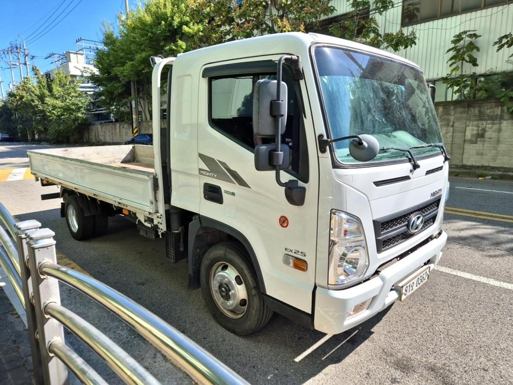 2017 HYUNDAI All New MIGHTY 2.5 ton Supercap long axis