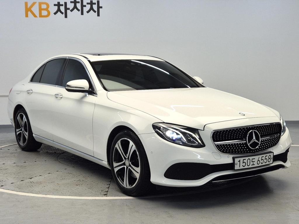 2017 BENZ E CLASS (5Gen) E200 Avant -garde