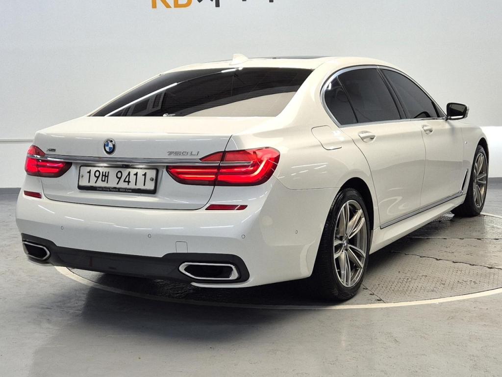 2017 BMW 7 SERIES (6Gen) 740Li xDrive M Sports Pack