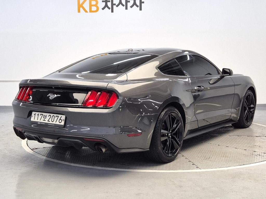 2017 FORD MUSTANG (6GEN) Coupe 2.3 premium