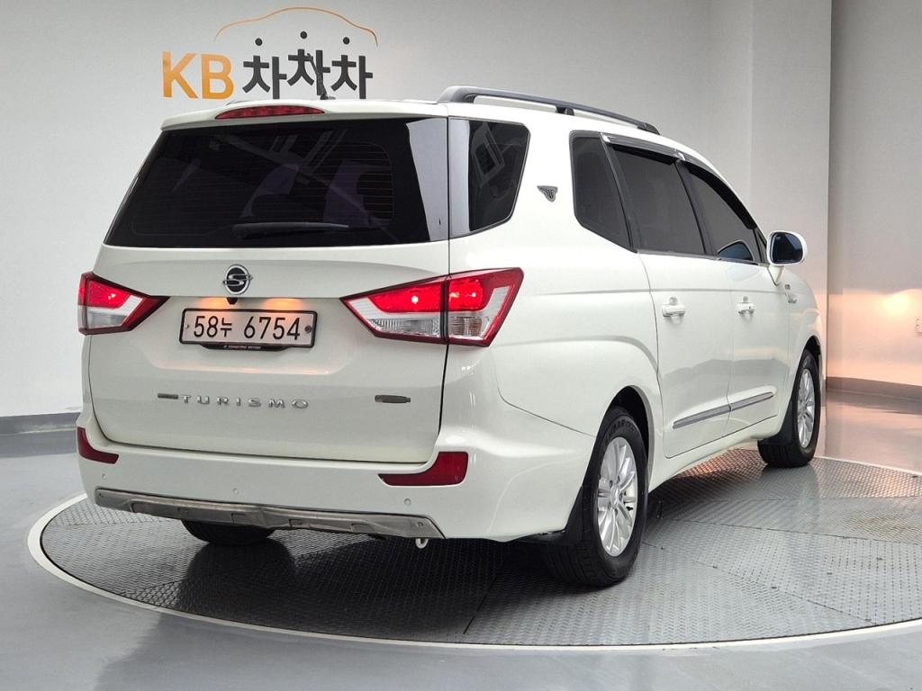 2017 SSANGYONG KORANDO TURISMO 2.2 4WD 9 -seater TX Plus