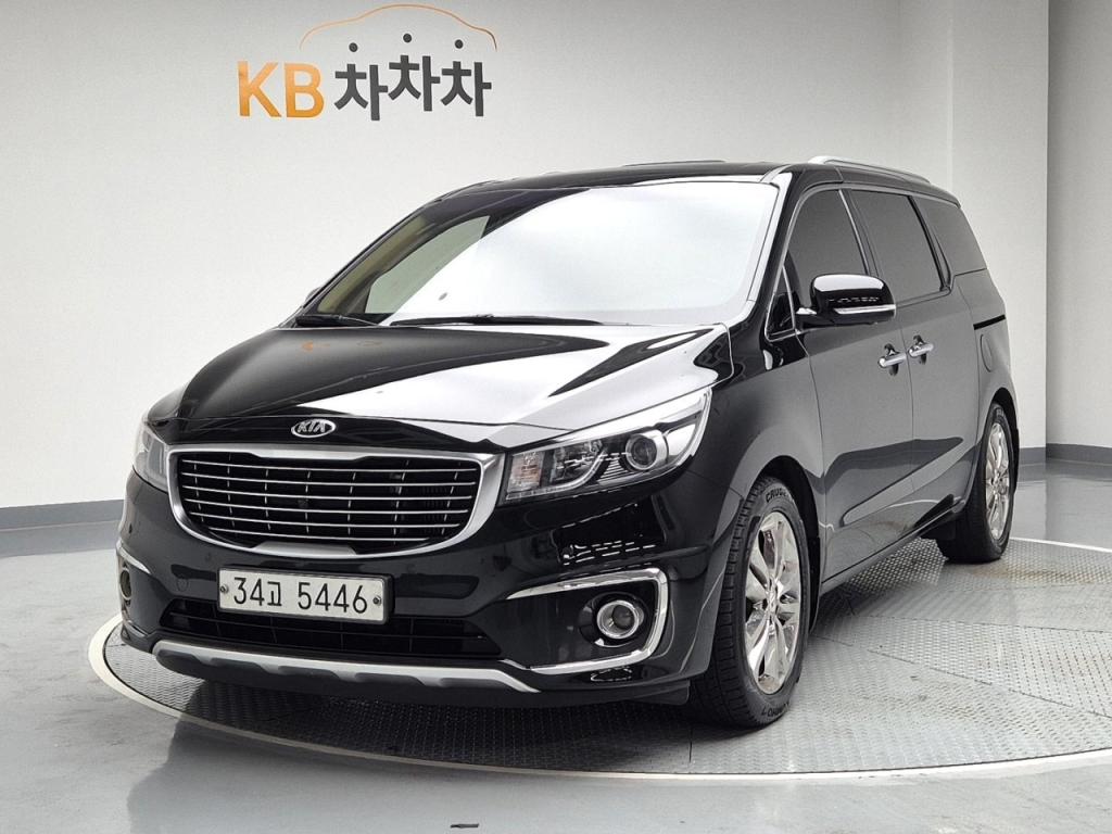 2016 KIA ALL NEW CARNIVAL 7 -seater limousine diesel President