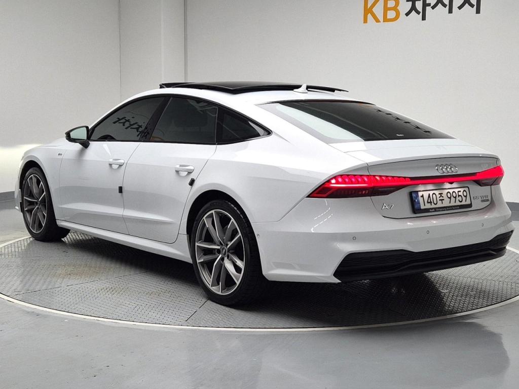 2022 AUDI A7 (2Gen) 55 TFSI Quattro premium