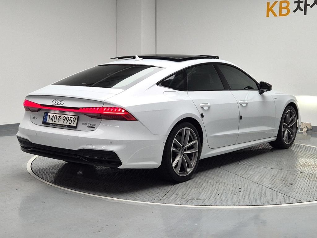 2022 AUDI A7 (2Gen) 55 TFSI Quattro premium