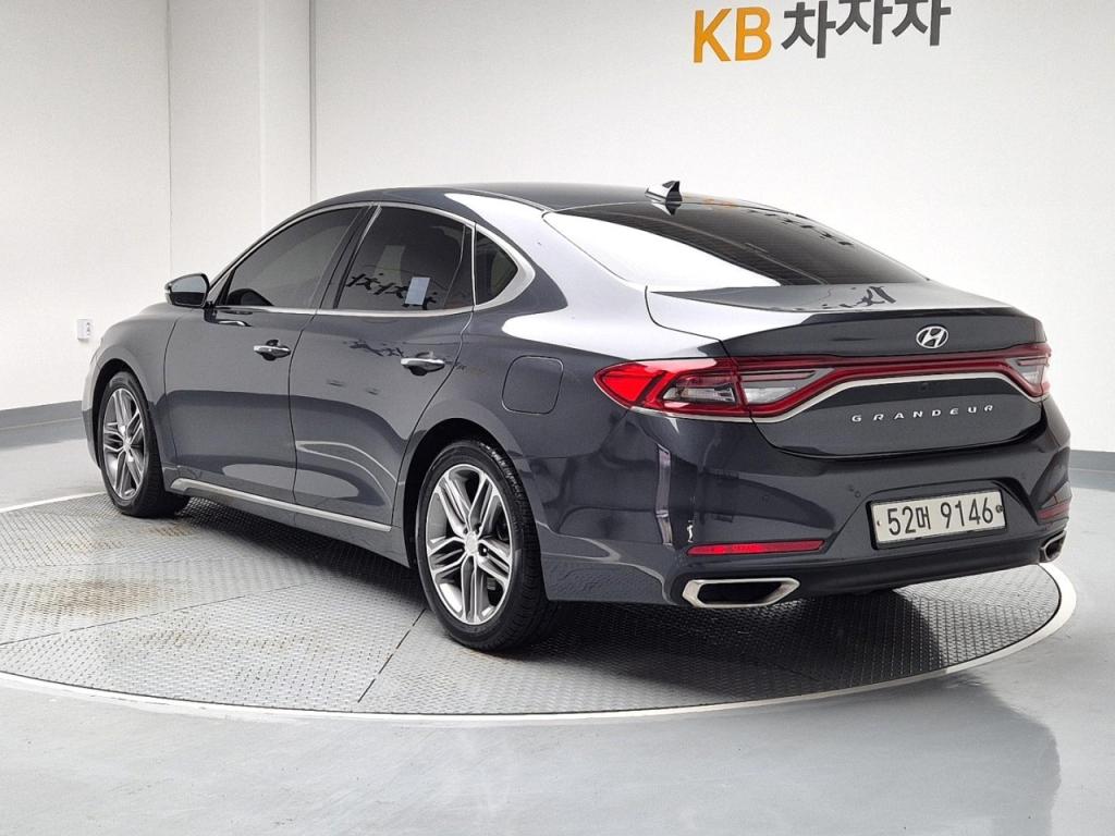 2018 HYUNDAI GRANDEUR IG 2.4 GDI premium