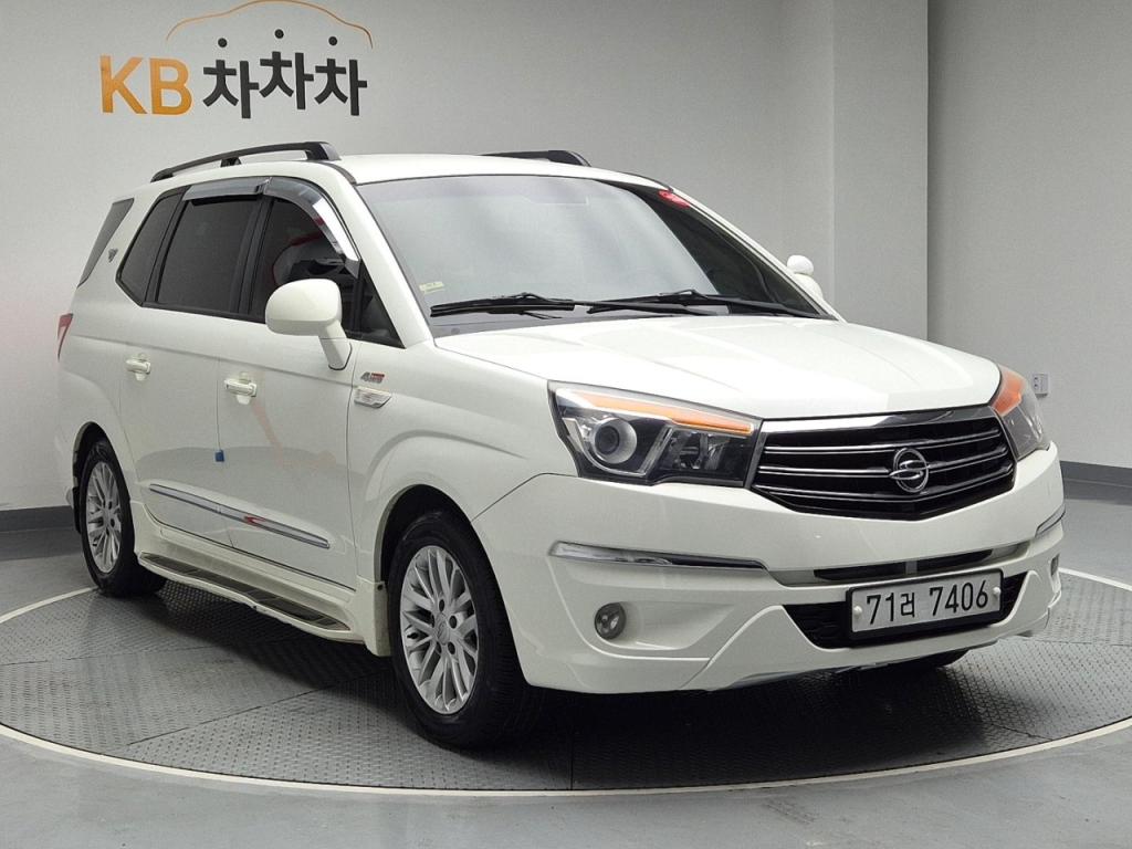 2014 SSANGYONG KORANDO TURISMO 2.0 4WD 11 -seater Gt
