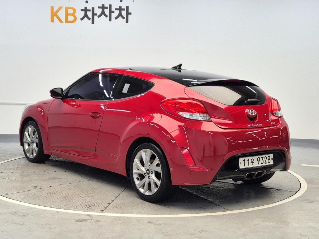 2016 HYUNDAI THE NEW VELOSTER 1.6 GDI Pyl