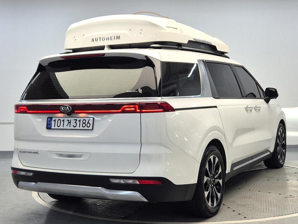 2021 KIA CARNIVAL (KA4) 9 -seater diesel nobless