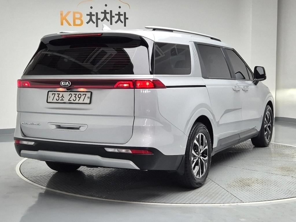 2021 KIA CARNIVAL (KA4) 11 -seater diesel Prestige