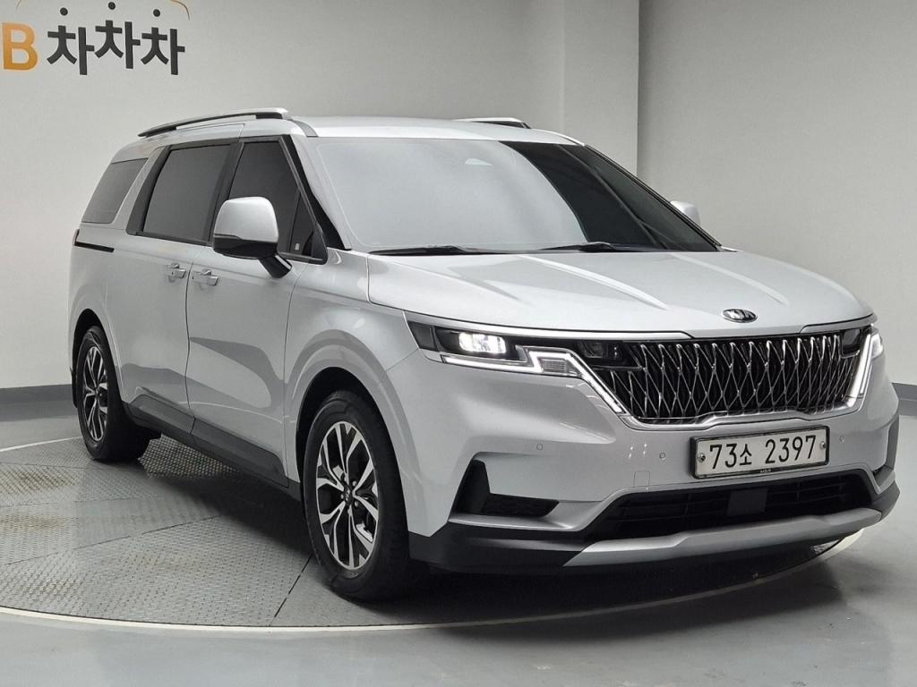 2021 KIA CARNIVAL (KA4) 11 -seater diesel Prestige