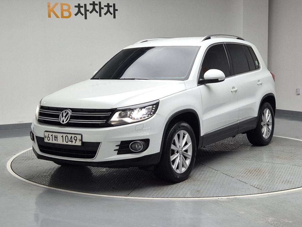 2015 VOLKSWAGEN TIGUAN 2.0 TDI Blue Motion Comfort