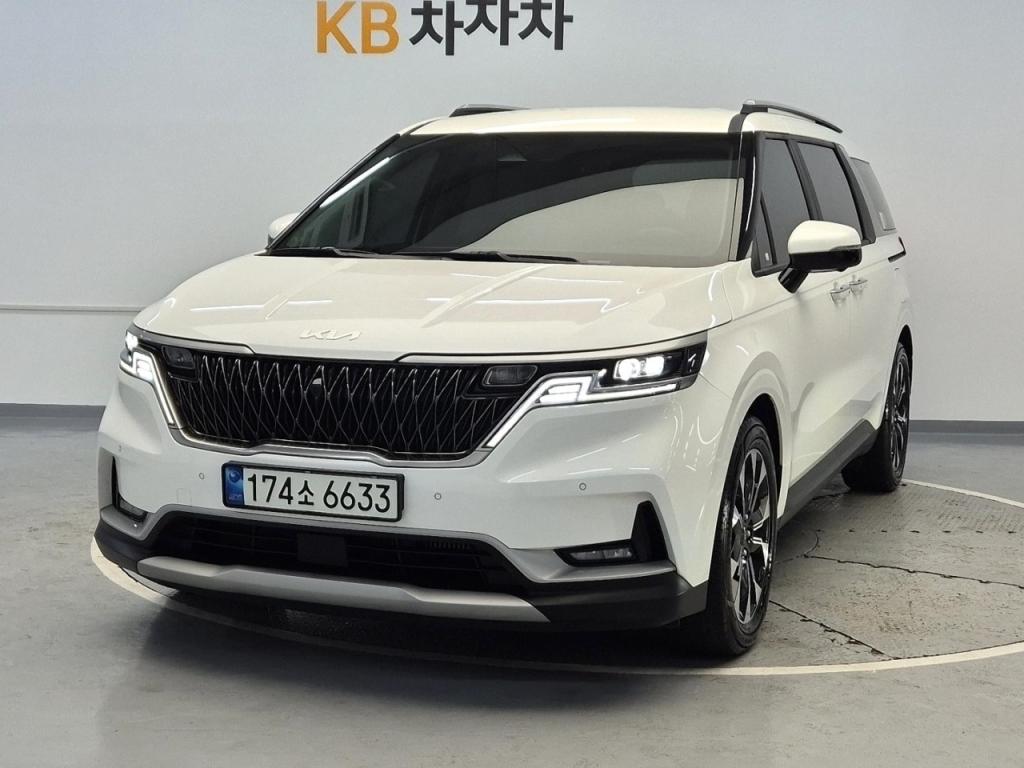 2022 KIA CARNIVAL (KA4) 9 -seater diesel Prestige