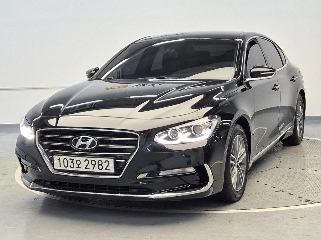 2018 HYUNDAI GRANDEUR IG 3.0 LPI Rent -a -Car Modern