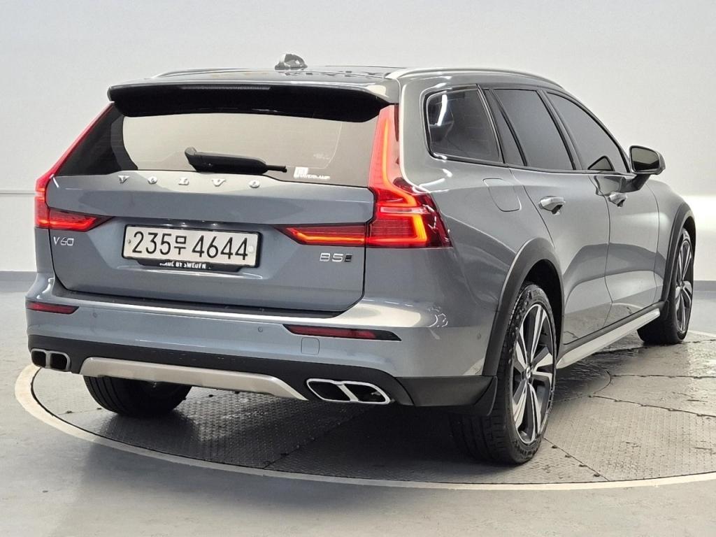 2021 VOLVO V60 CROSS COUNTRY(2G) 2.0 B5 AWD Pro