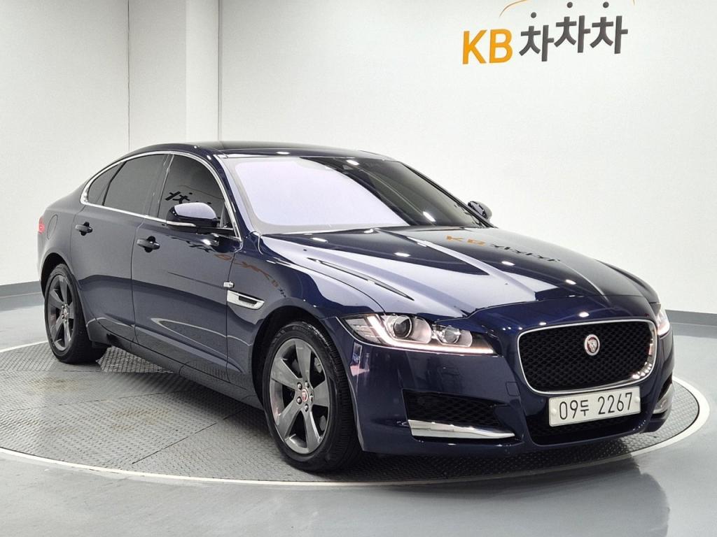 2018 JAGUAR XF (2G) 2.0 25T Prestige