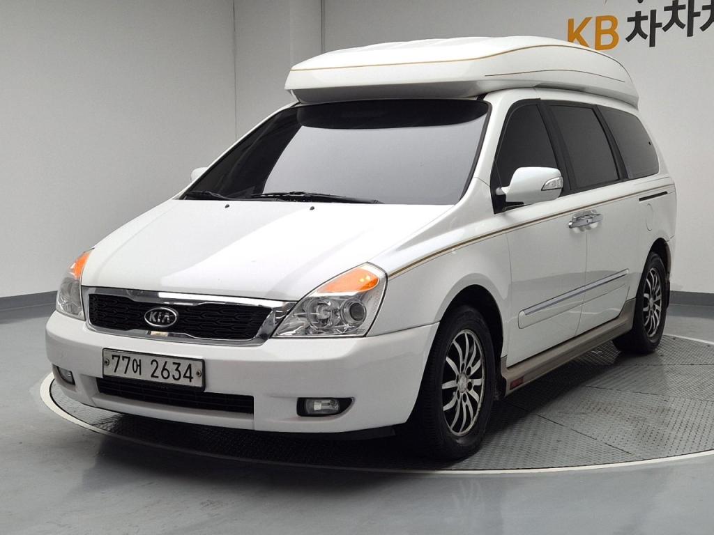 2012 KIA CARNIVAL R High Limousine Diesel 11 -seater GLX Premium