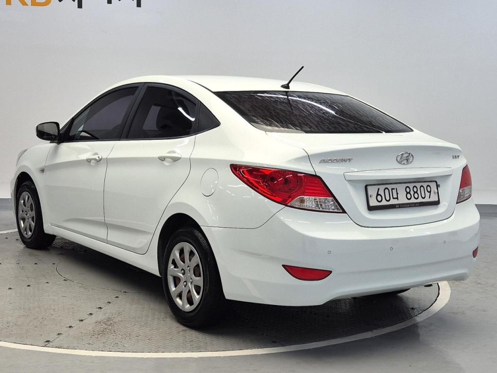 2012 HYUNDAI ACCENT (NEW) 1.4 VVT luxury
