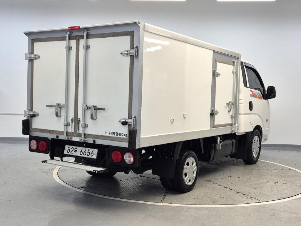 2019 KIA BONGO 3 Built -in 1 ton king cap low