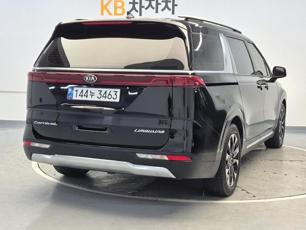 2021 KIA CARNIVAL (KA4) Limousine 7 -seater diesel nobless