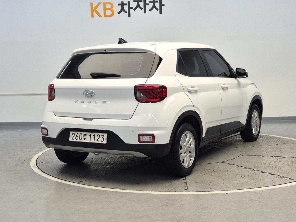 2023 HYUNDAI VENUE 1.6 gasoline premium