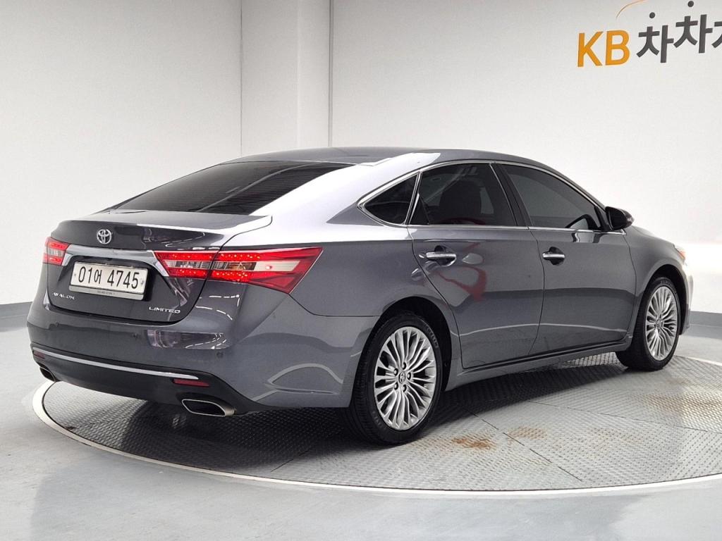 2018 TOYOTA AVALON 3.5