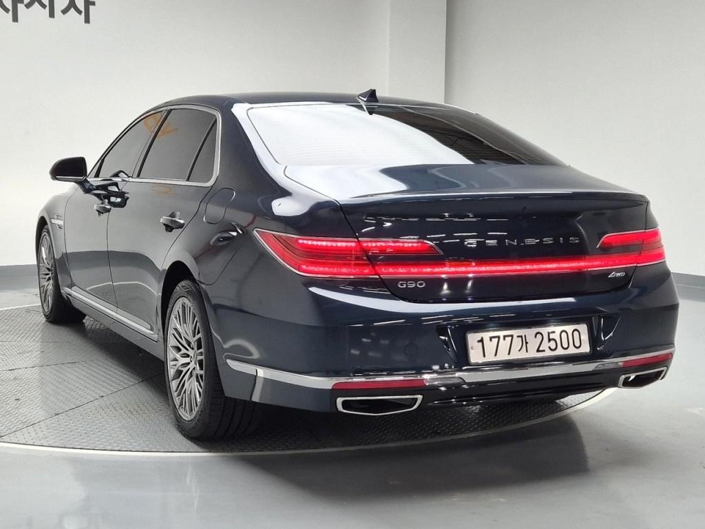 2022 GENESIS G90 3.8 AWD Prestige