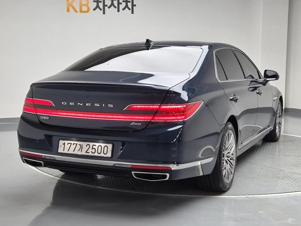 2022 GENESIS G90 3.8 AWD Prestige
